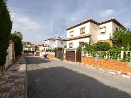 Casa en venta en La Zubia