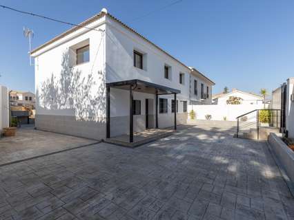 Chalet en venta en La Zubia