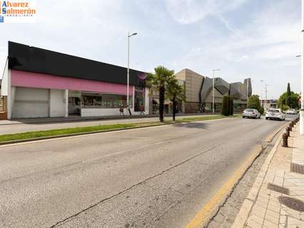 Local comercial en venta en Granada rebajado