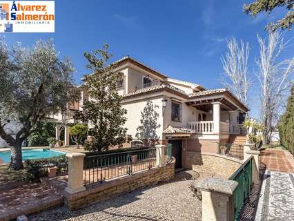 Chalet en venta en Ogíjares