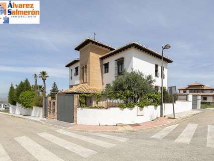 Chalet en venta en La Zubia