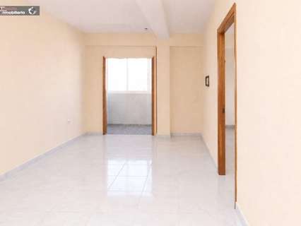 Piso en venta en Almería