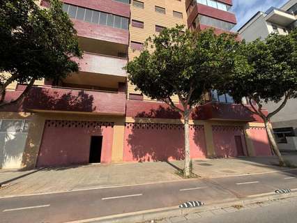 Local comercial en alquiler en Almería