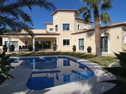 Villa en venta en Benissa zona Playa Cala Baladrar, rebajada