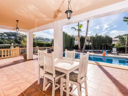 Villa en venta en Teulada zona Moraira, rebajada