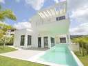 Casa en venta en Marbella zona Elviria