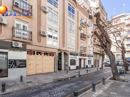 Plaza de parking en venta en Granada, rebajada