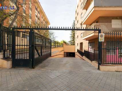 Plaza de parking en venta en Granada rebajada