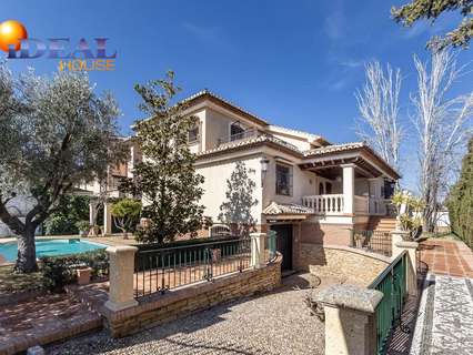 Chalet en venta en Ogíjares