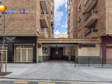 Plaza de parking en venta en Granada