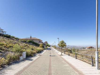 Parcela rústica en venta en La Zubia