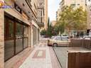 Local comercial en venta en Granada