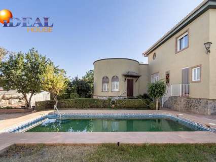 Chalet en venta en Las Gabias