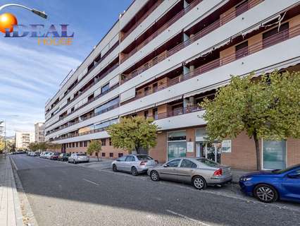 Local comercial en venta en Granada