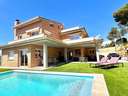 Villa en venta en Olivella