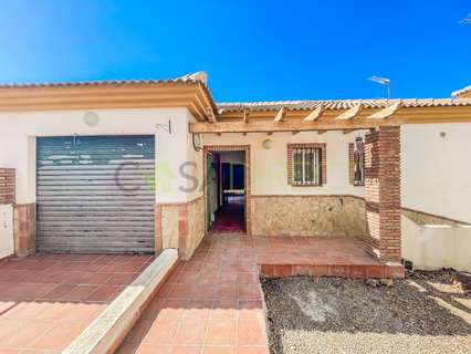 Villa en venta en Alcaucín