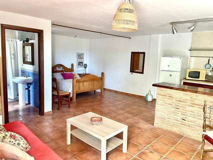 Villa en alquiler en Periana rebajada