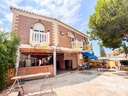 Villa en venta en Motril