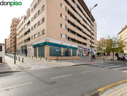 Local comercial en venta en Granada rebajado