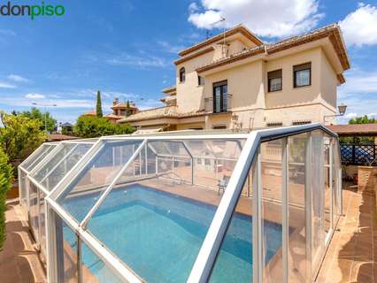 Chalet en venta en Ogíjares