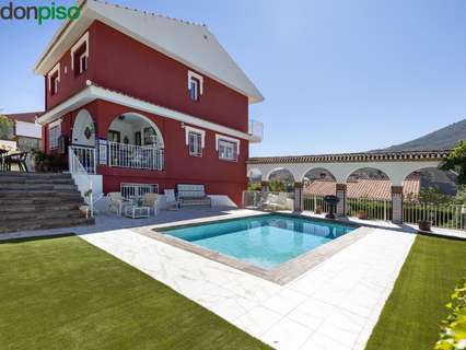 Chalet en venta en Pinos Genil