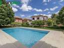 Chalet en venta en Huétor Vega rebajado