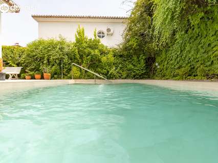 Chalet en venta en La Zubia