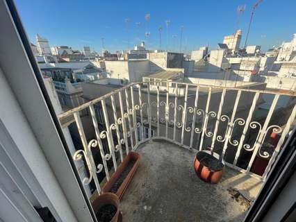 Piso en venta en Cádiz rebajado