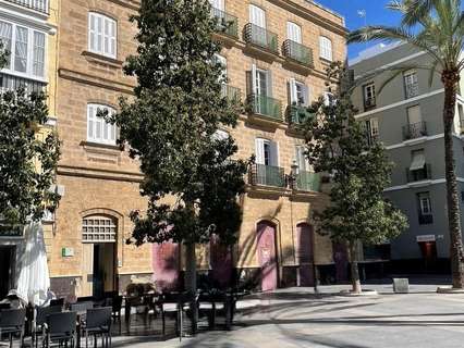 Local comercial en alquiler en Cádiz