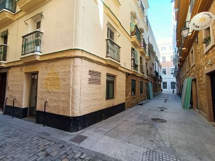 Local comercial en alquiler en Cádiz