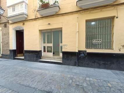Local comercial en alquiler en Cádiz
