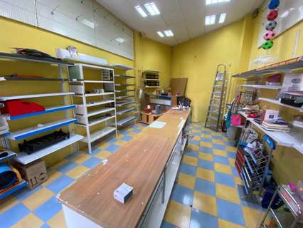 Local comercial en venta en Tomares