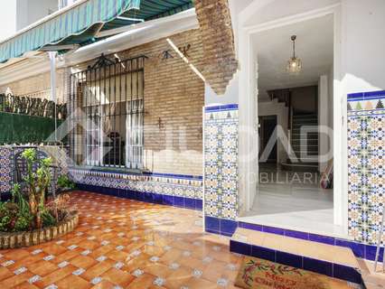 Casa en venta en Tomares
