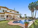 Casa en venta en Estepona