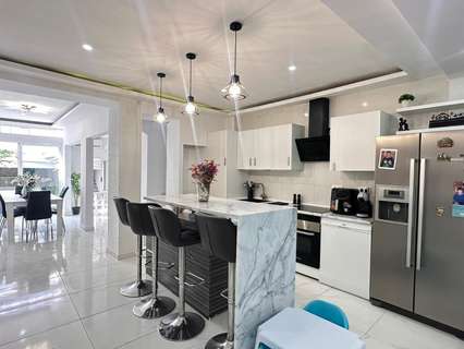 Casa en venta en Alginet