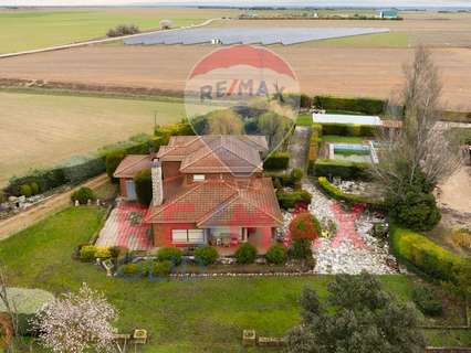 Chalet en venta en Villanubla