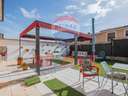 Chalet en venta en Fuensaldaña