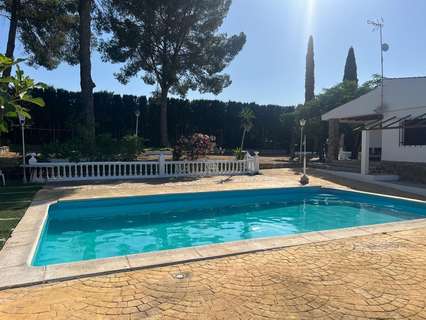 Chalet en alquiler en Baena