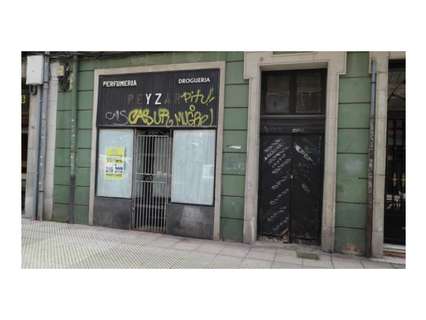 Local comercial en venta en Oviedo, rebajado