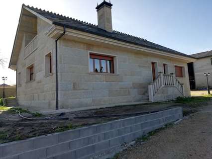 Villa en venta en Sarria