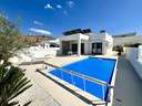 Villa en venta en Rojales zona Atalaya Park