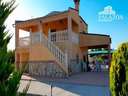 Chalet en venta en Catral