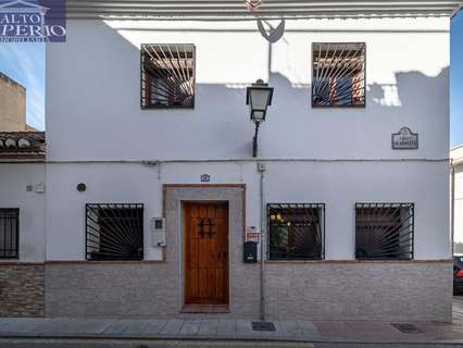 Casa en venta en Granada, rebajada