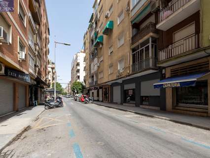 Local comercial en venta en Granada rebajado