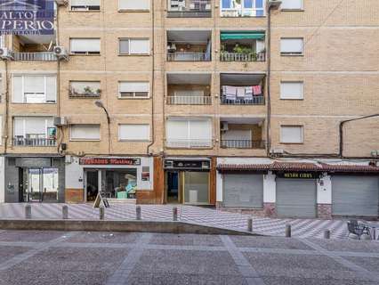 Local comercial en venta en Granada rebajado