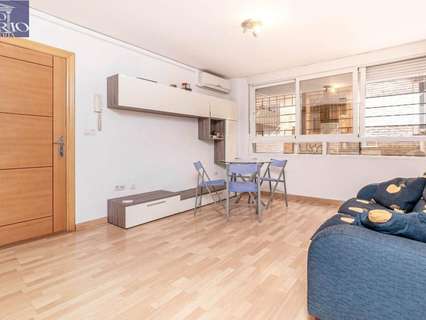 Apartamento en venta en Granada