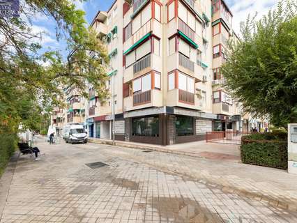 Local comercial en venta en Granada rebajado