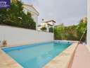 Chalet en venta en Las Gabias rebajado