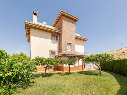 Chalet en venta en Huétor Vega rebajado