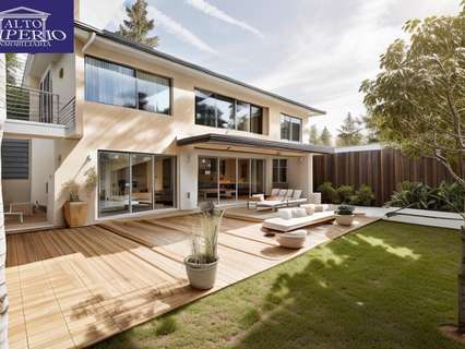 Chalet en venta en Las Gabias